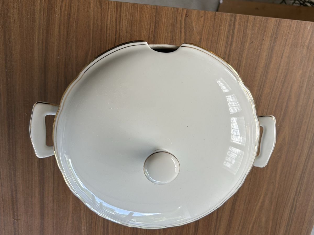 Kahla Schalen: Suppenschüssel mit Deckel – Gebraucht aus Liestal von schnugger69