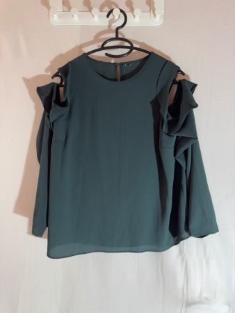 Cold shoulder Langarm Bluse ca Gr. M