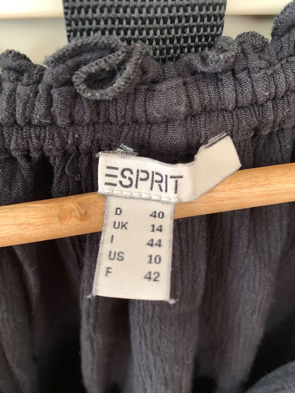 Esprit Camicette: Schwarze Esprit Sommerbluse, Gr. 40 – Usato da Ettingen venduto da evs_6w9m 2