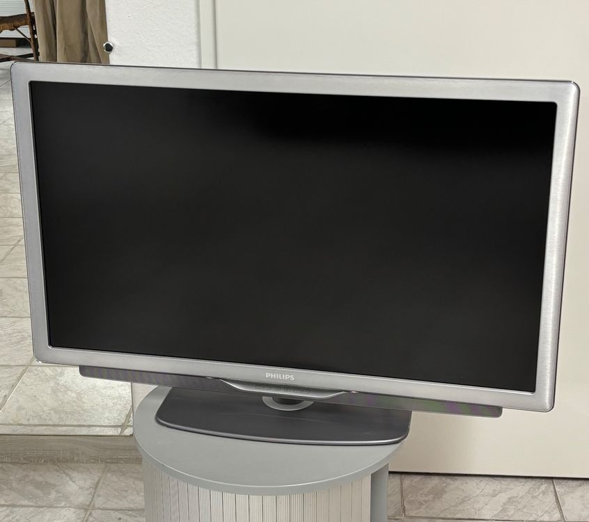 Philips 9000 Series Fernseher 40 Zoll TOP ZUSTAND Acheter sur Ricardo