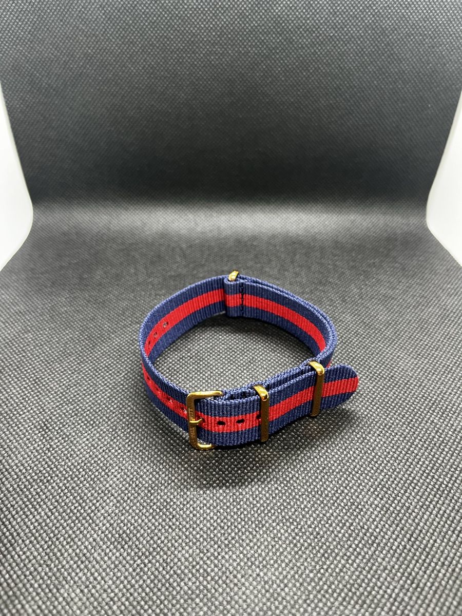 Bracciali & Braccialetti: Cinturino Nato 20mm – Nuovo (secondo la descrizione) da Pregassona venduto da TheWatchClub