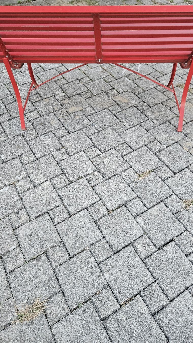 Panchine: Gartenbank Metall Rot – Usato da Rickenbach b. Wil venduto da nic_8ljr 2