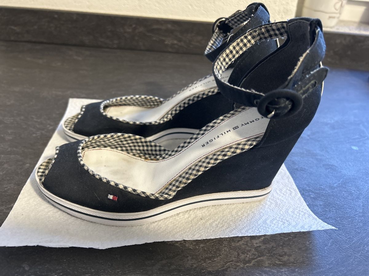 Tommy Hilfiger Damenschuhe: Tommy Hilfiger Schuhe – Neu (gemäss Beschreibung) aus Kleindöttingen von Ricardolino7 1
