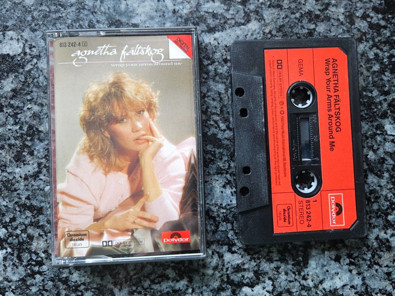 Kompaktkassetten: Agnetha Fältskog - Wrap your arms around me MC Kassette – Neu (gemäss Beschreibung) aus Untervaz von FullFlap777
