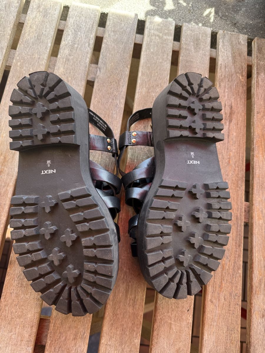 Next Chaussures femmes: Plateau-Sandaletten NEXT 38 – Neuf (Voir description) à Bern par anii_i 1