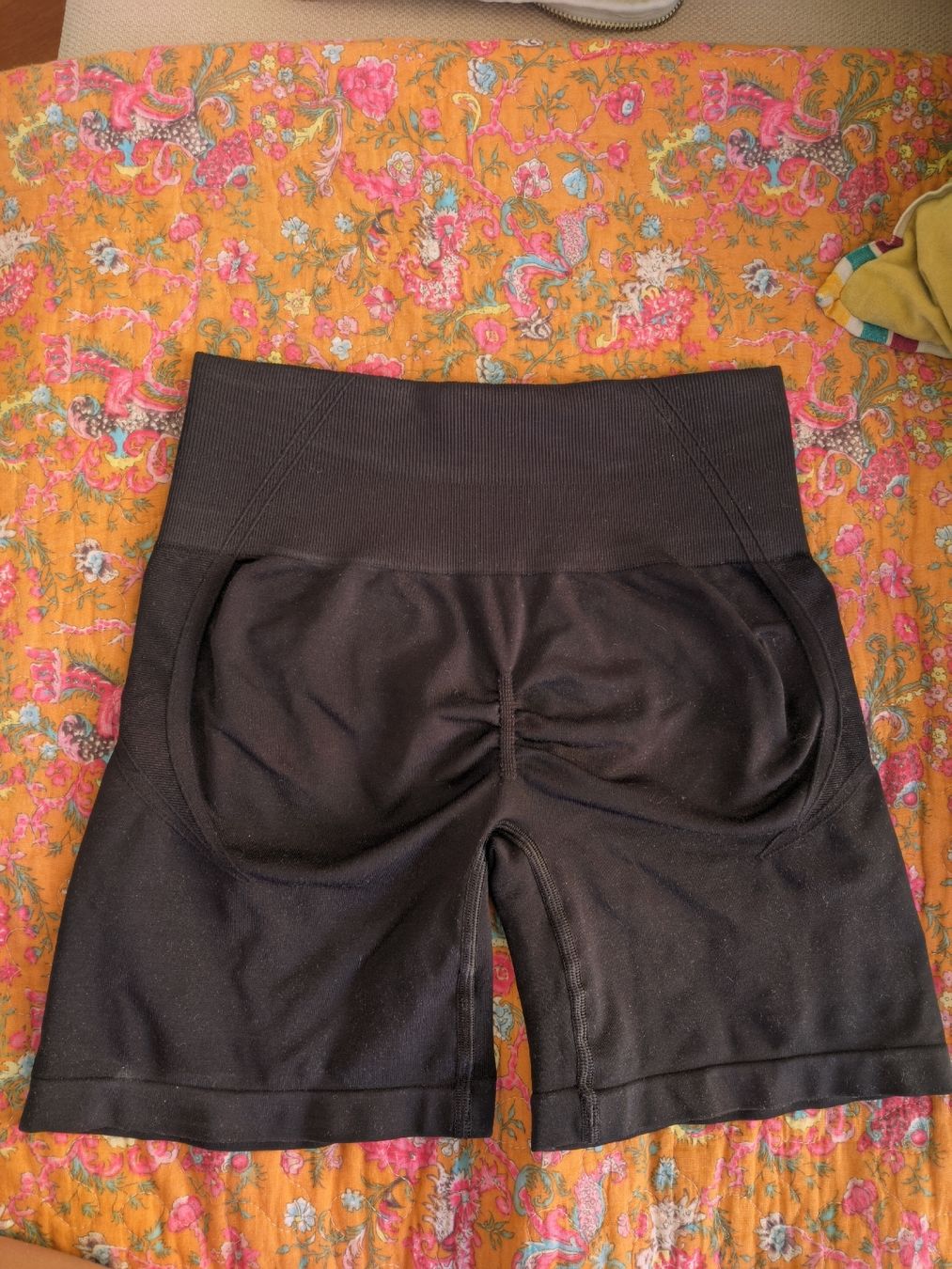 Oner Active Leggings: Oner Activ shorts S – Neu (gemäss Beschreibung) aus Riehen von Milllivanilli 1