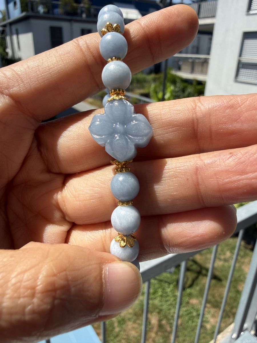 Armbänder & -reifen: Angelit Armband mit Blumen-Anhänger | Elastisches Edelstein – Neu (gemäss Beschreibung) aus Jegenstorf von SteinGlanz 3