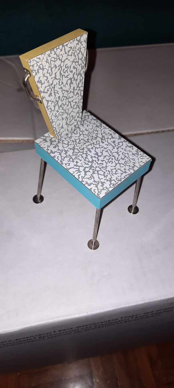 Modellbausätze & Standmodelle: Vitra Miniatur V6 – Gebraucht aus Zürich von Sundriesman 1