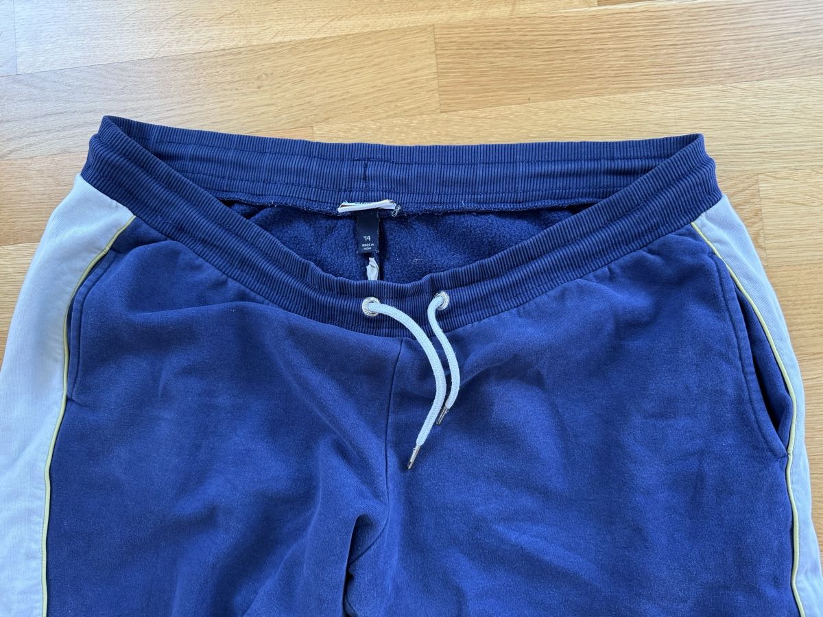 Ellesse Pantaloni: ELLESSE, Jogginghose, dunkelblau, Gr. 14 – Usato da Basel venduto da sel_g 4