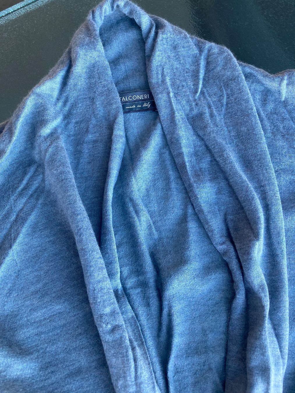 Falconeri Giacche: FALCONERI Strickjacke, Hellblau/Grau, Gr. M, 100% Kaschmir – Nuovo (secondo la descrizione) da Zürich venduto da elegantissima 1