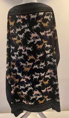 Schönes Foulard mit Pferden, dunkelblau bunt 🐎🐎🐎