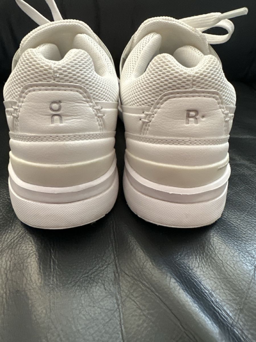 On Scarpe da donna: On The Roger Advantage  Weiss EU39 – Nuovo (secondo la descrizione) da Niederglatt ZH venduto da Laurita1972 2
