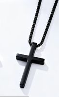 Collier croix noire, NEUVE
