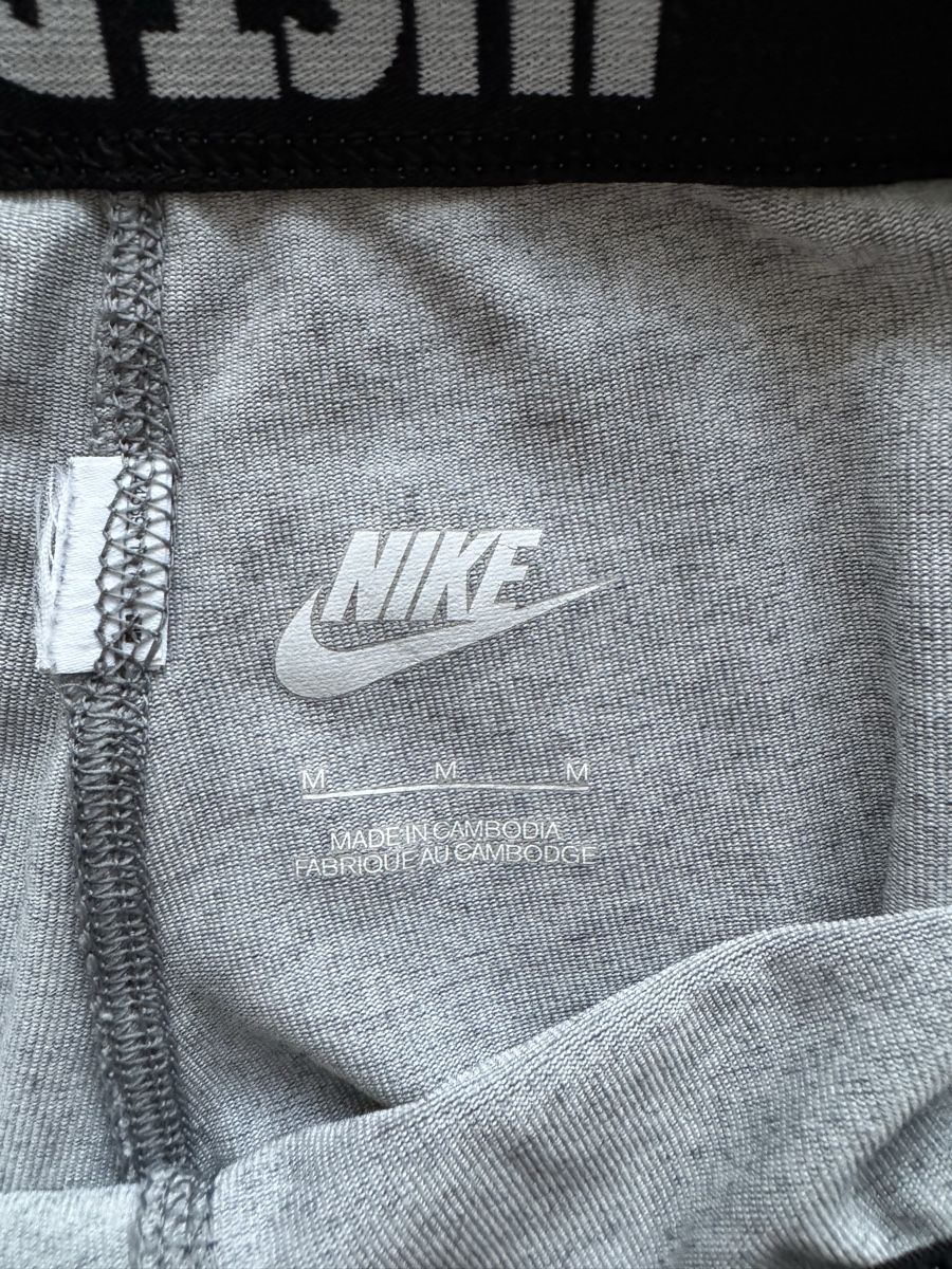 Nike Leggings: Nike Sporthosen Damen Gr. M – Usato da Brunnen venduto da Martina.frei 1