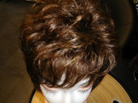 Kurzhaar Perücke mittelblond 70% echt Haar inkl Styroporkopf
