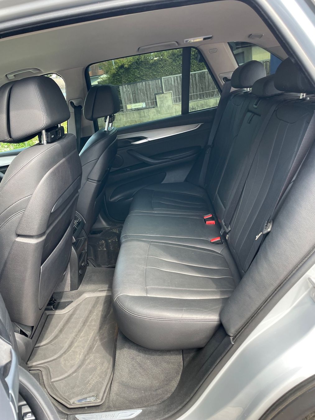 BMW Automobili: BMW X5 30d Frisch ab MFK – Usato da Niederwil SO venduto da PoeBoy 5