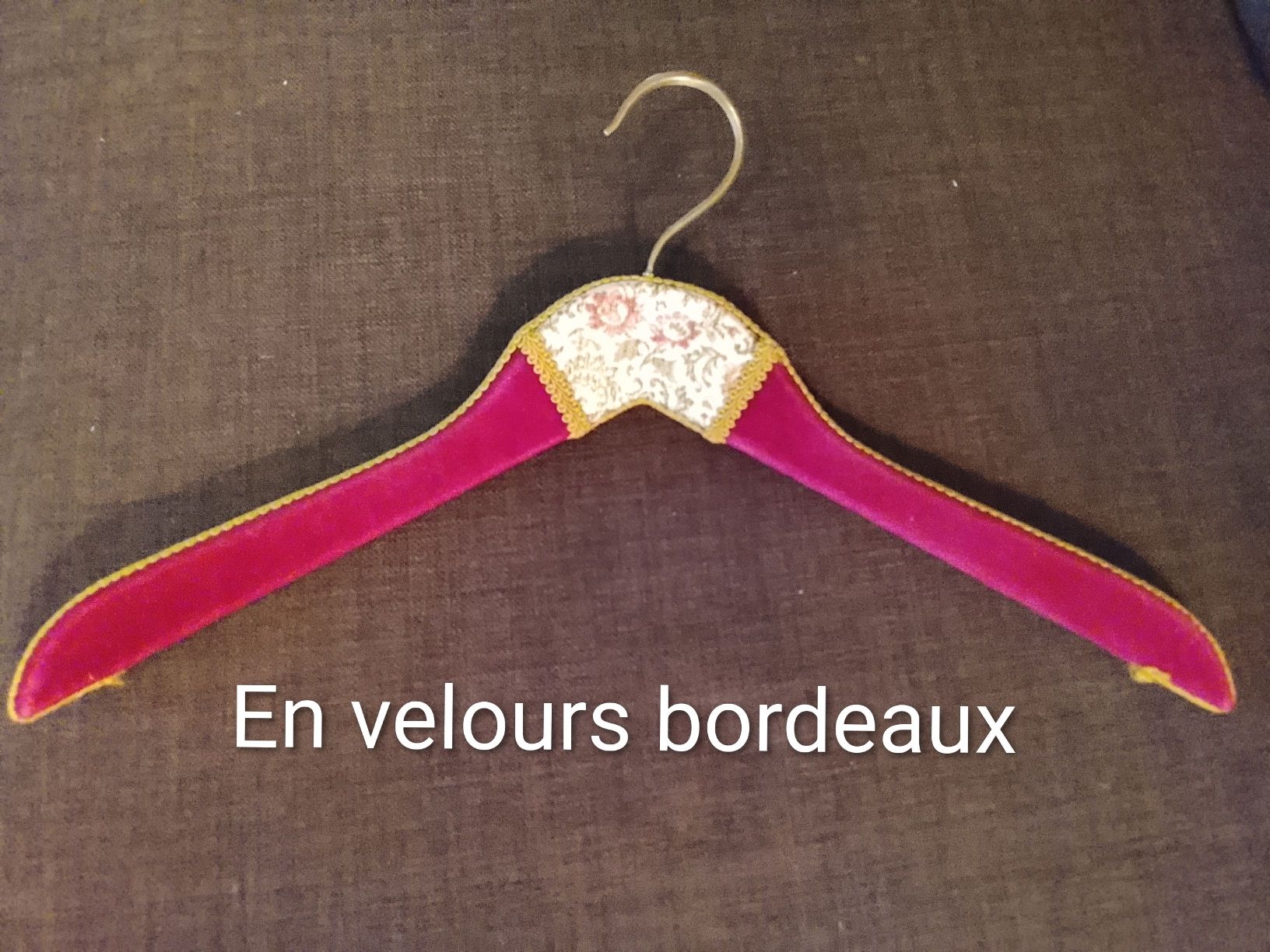 Appendiabiti: Lot de cintres vintage – Usato da Couvet venduto da fat_kyl7 2