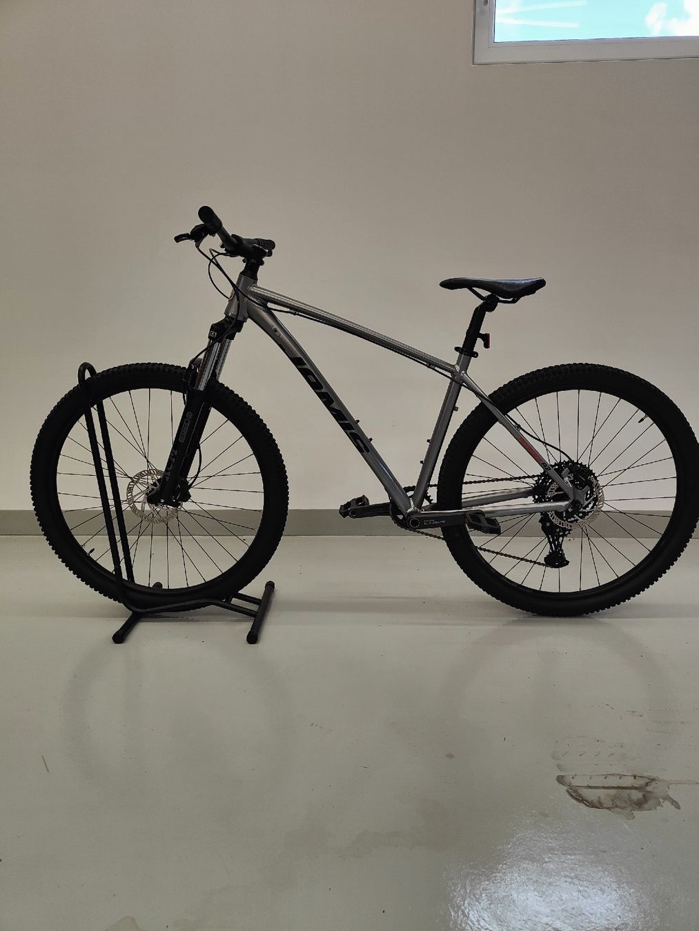 Jamis Velos: MTB Jamis mit Scheibenbremsen und Federgabel – Gebraucht aus Ennetbühl von Hmorgen1 3