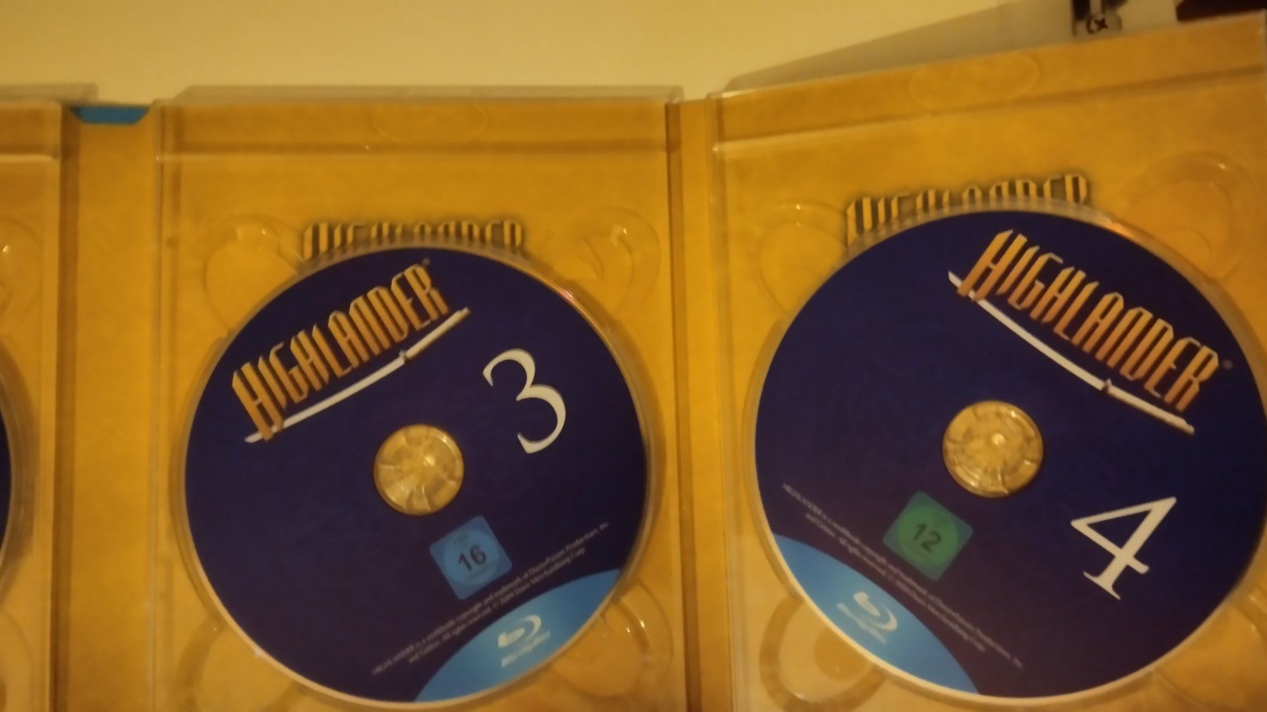 Tutti i DVDs: HIGHLANDER BLU-RAY STAFFEL 1 – Usato da Basel venduto da Bal-Sagoth 4