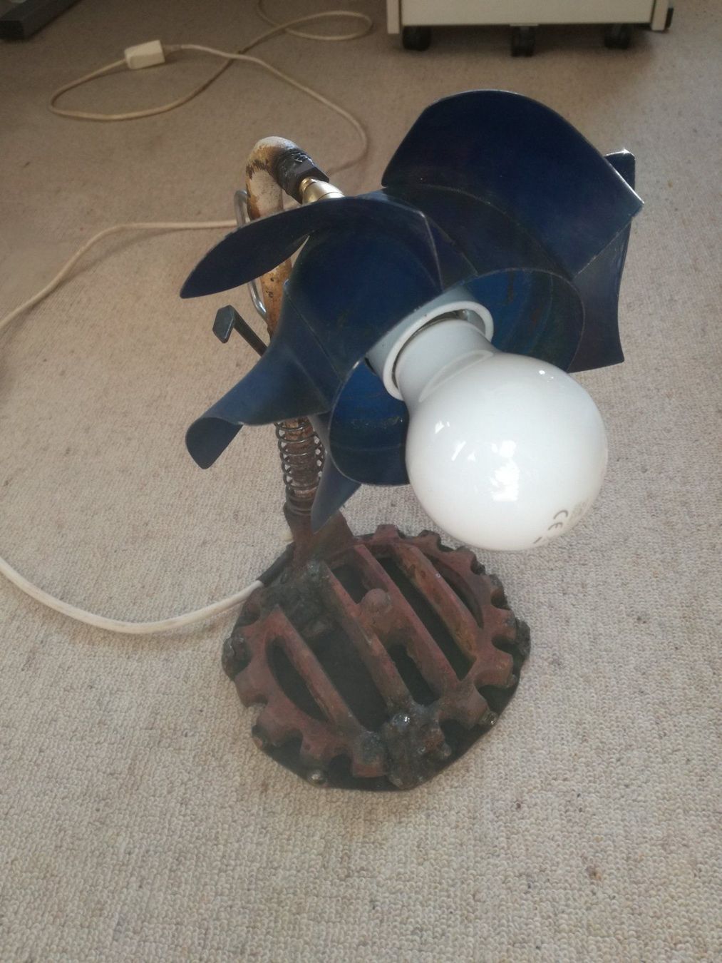 Lampade: Tischlampe Upcycling – Usato da Sursee venduto da Ursus_LU 5