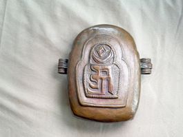 Ancien reliquaire "Gau" du Tibet