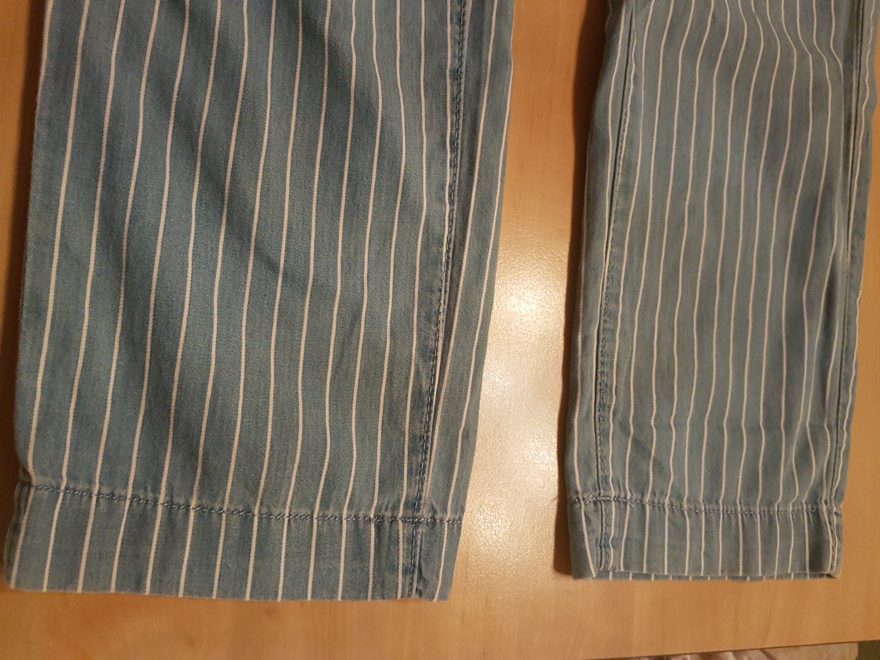 C&A Pantaloni: Pantalon taille 36 marque C&A 100% coton – Usato da Villiers venduto da san_jn5w 2