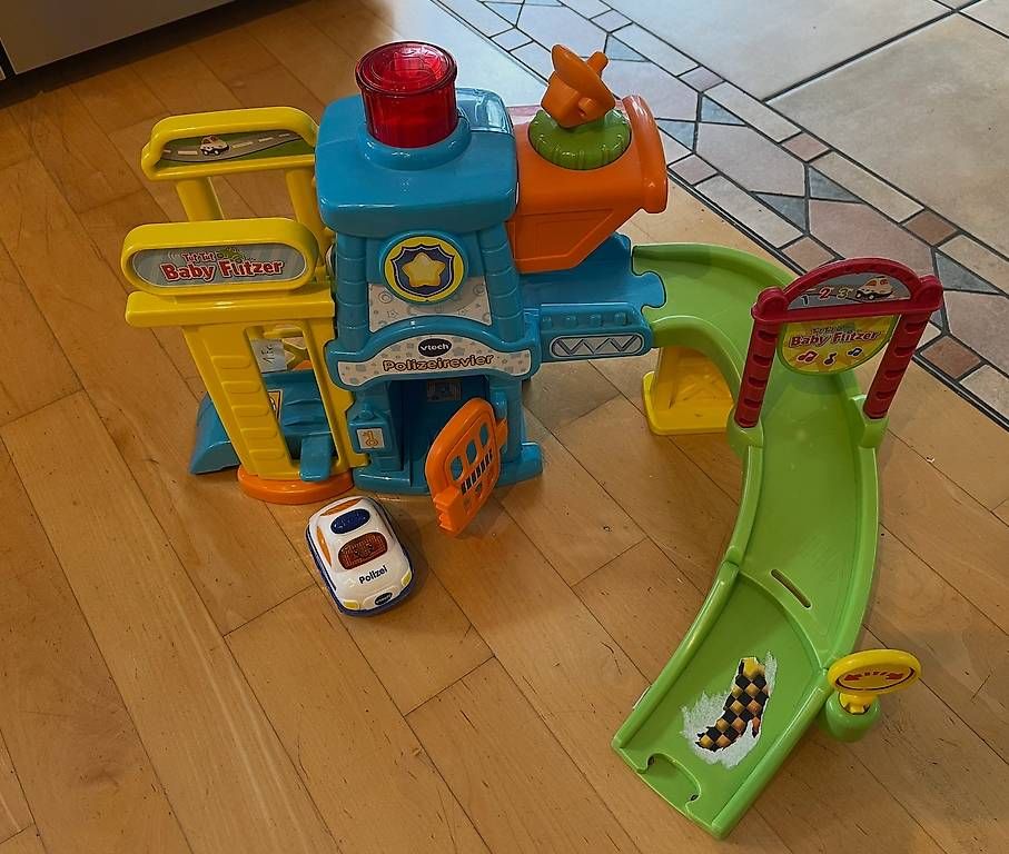 Giocattoli: V-Tech Polizeistation – Usato da Wilen b. Wil venduto da Sarah3