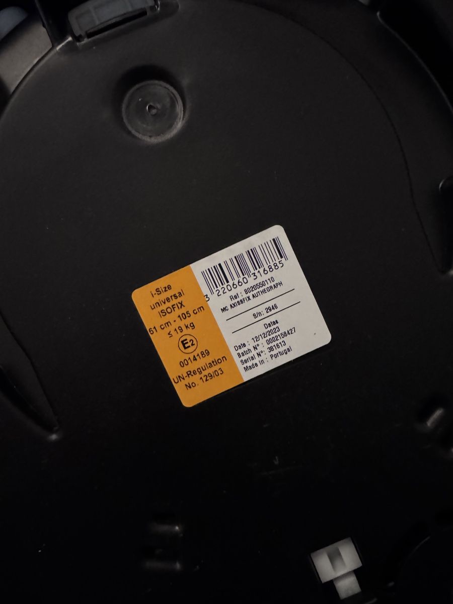 Maxi-Cosi Seggiolini per auto: Maxi Cosi Axissfix Kindersitz – Usato da Wollerau venduto da sepop 4