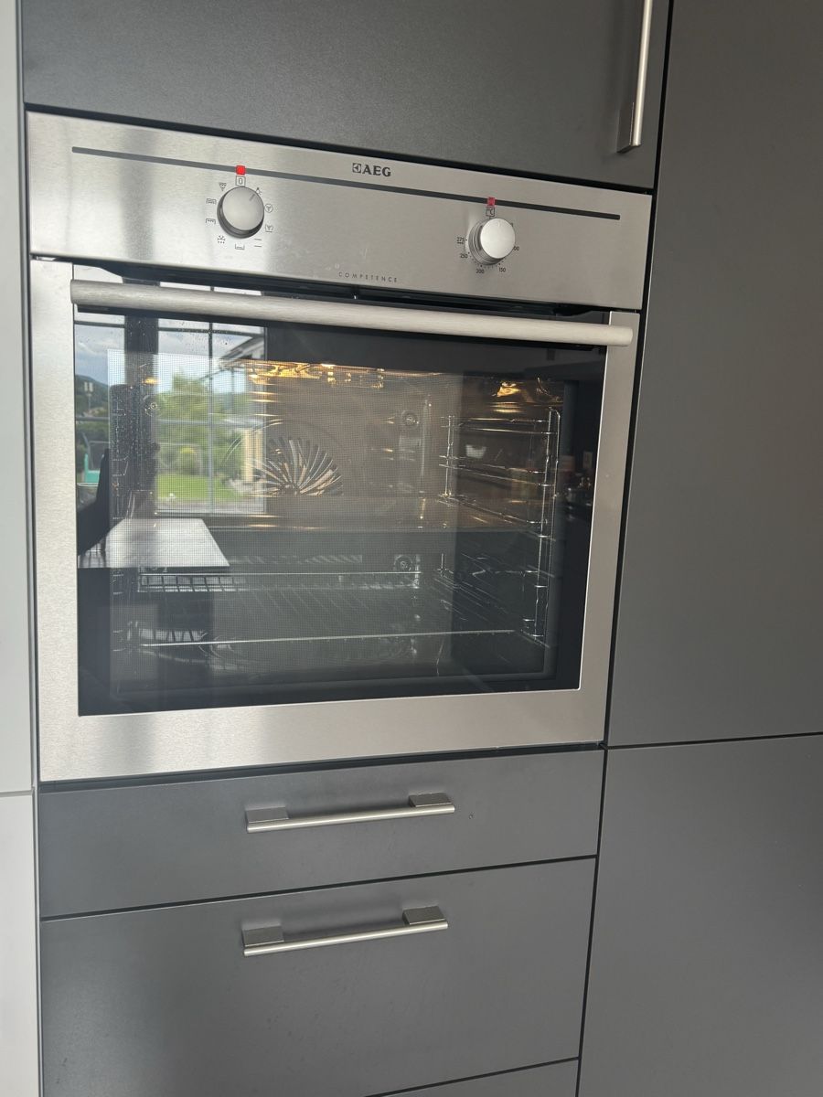 AEG Küchengeräte: AEG Backofen Competance BE2000201M 230V 3,5kW – Gebraucht aus Neerach von swiloy 1