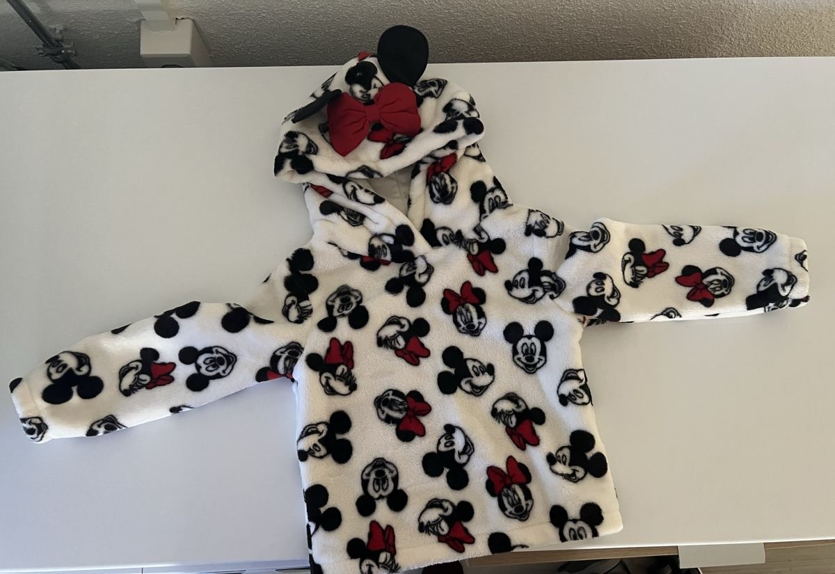 C&A Giacche & Cappotti: Disney Fleecejacke mit Kapuze – Nuovo (secondo la descrizione) da Herbetswil venduto da bpr_7jzs