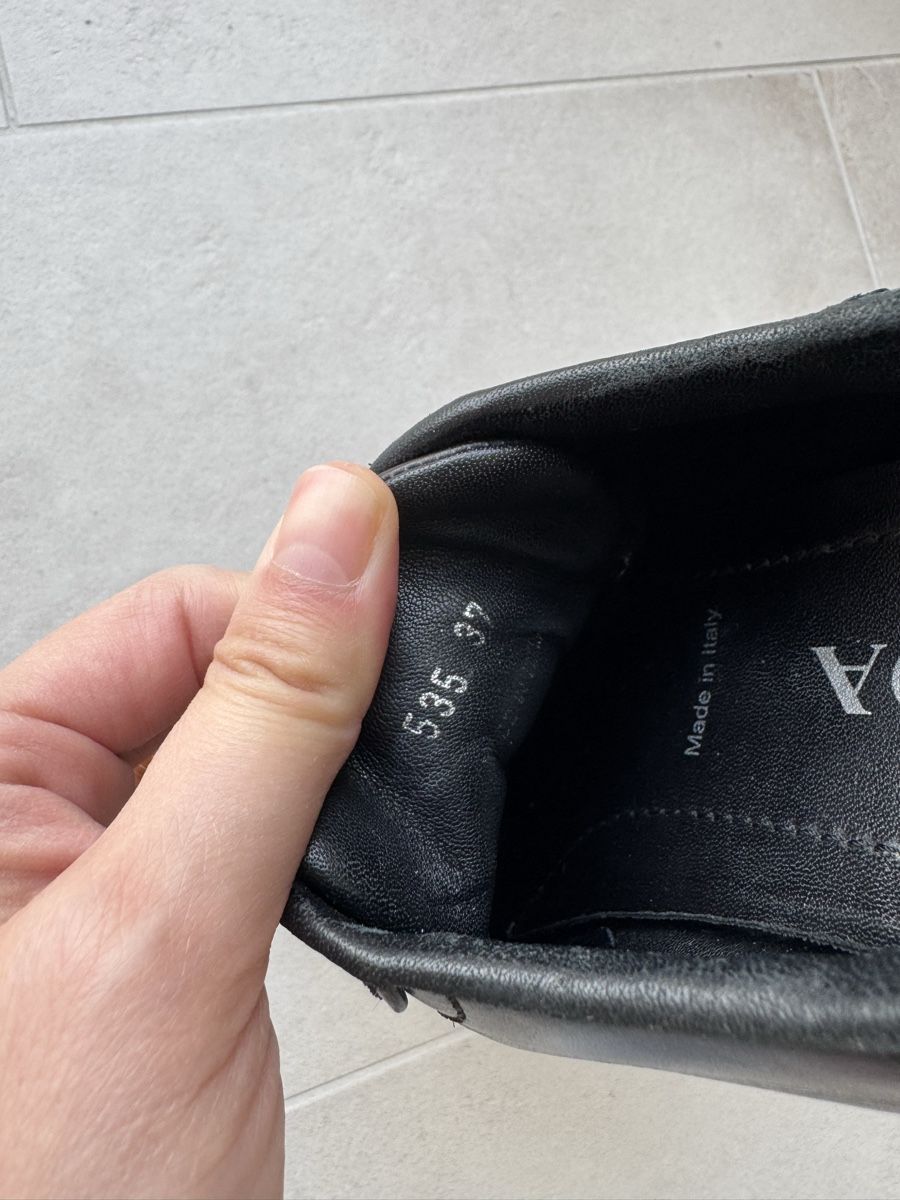 Prada Chaussures femmes: Prada Sneakers schwarz Grösse 37 – D'occasion à Root par schnaeppliprise 2