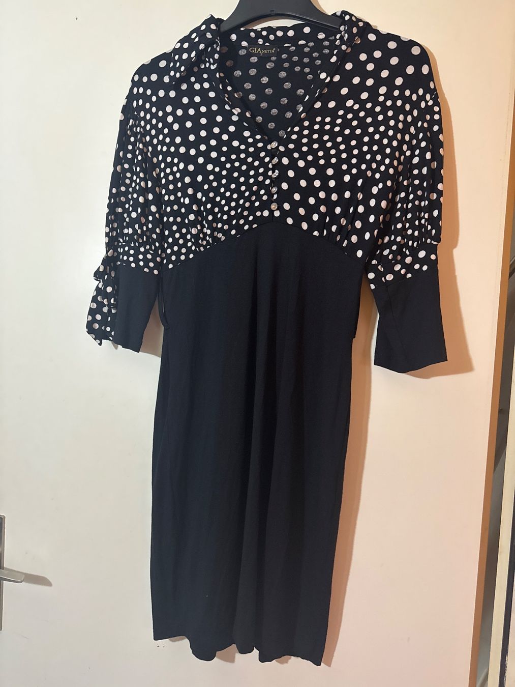 Vestiti: Schönes gepunktetes Kleid, Gr. S – Usato da Gersau venduto da Second-Hand-Shop