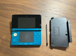 Nintendo 3DS - blau