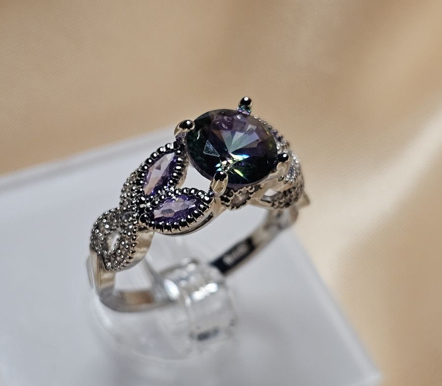 Anelli: Eleganter Ring mit mystischem Topas, 925 versilbert, Gr. 9 – Nuovo (secondo la descrizione) da Grenchen venduto da maretop 1