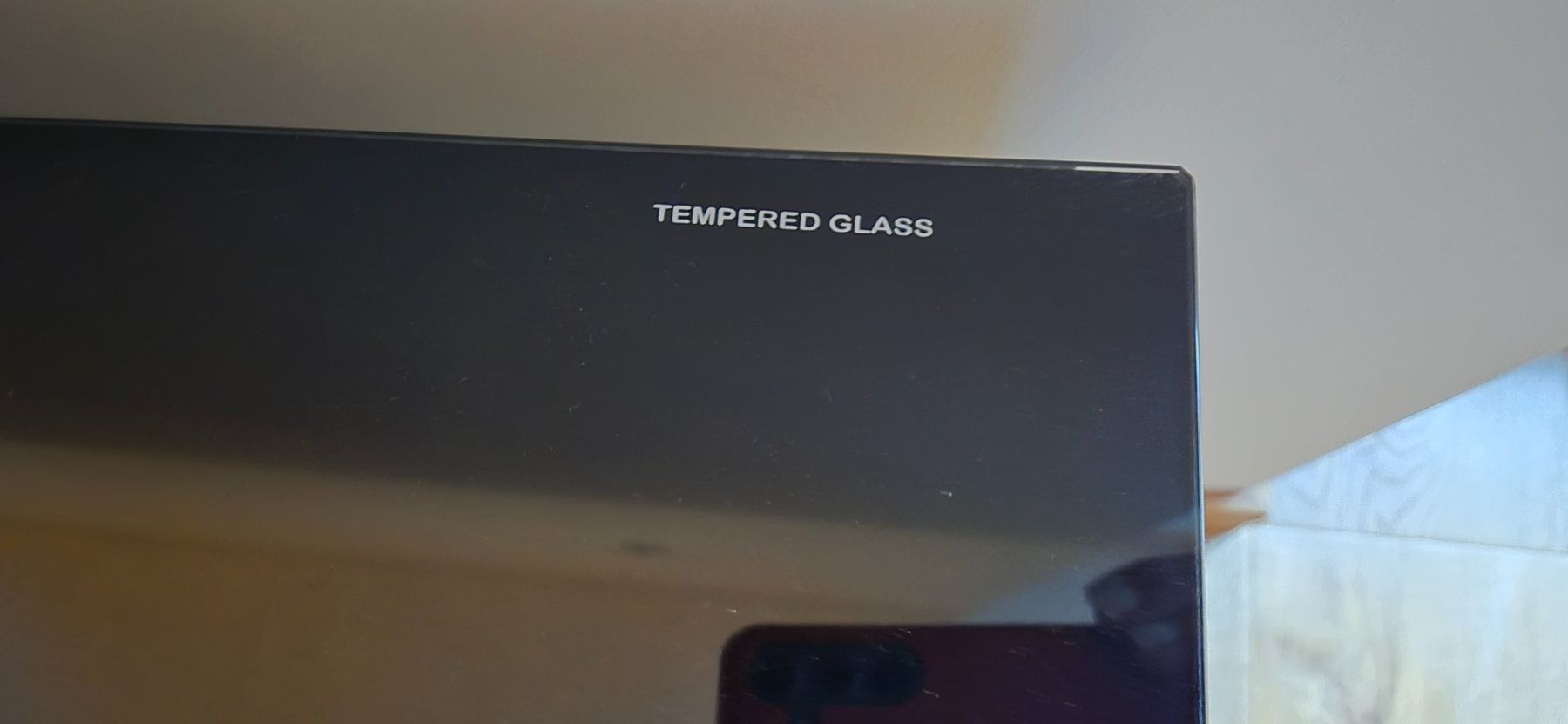 Mobili TV: TV-Möbel Hochglanz - schwarz - mit Glasabdeckung – Usato da Flurlingen venduto da gab_6z8x 3