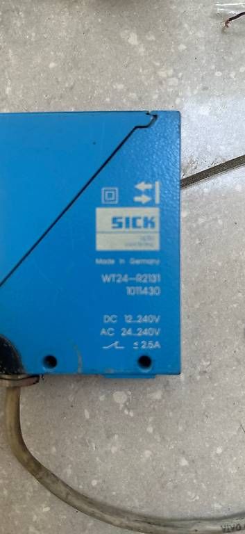 Autres pour métaux et serrurerie: grosser posten elektrokomponenten schaltschrankkomponenten – D'occasion à Hausen AG par mb2023 4