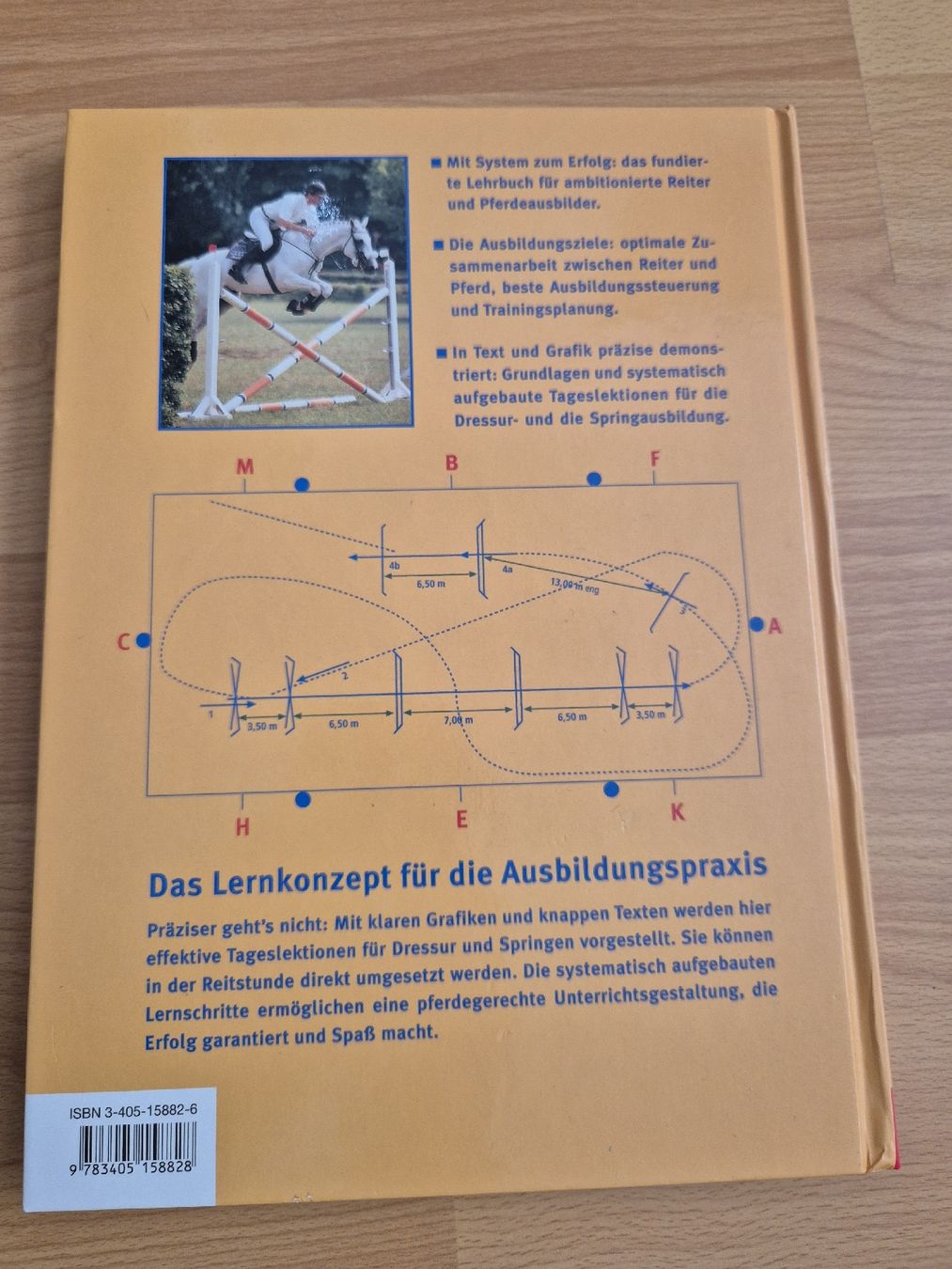 Briglie & Cavezze: Pferdefachbuch "Reitausbildung mit System" – Nuovo (secondo la descrizione) da Meggen venduto da Orrinka20 1