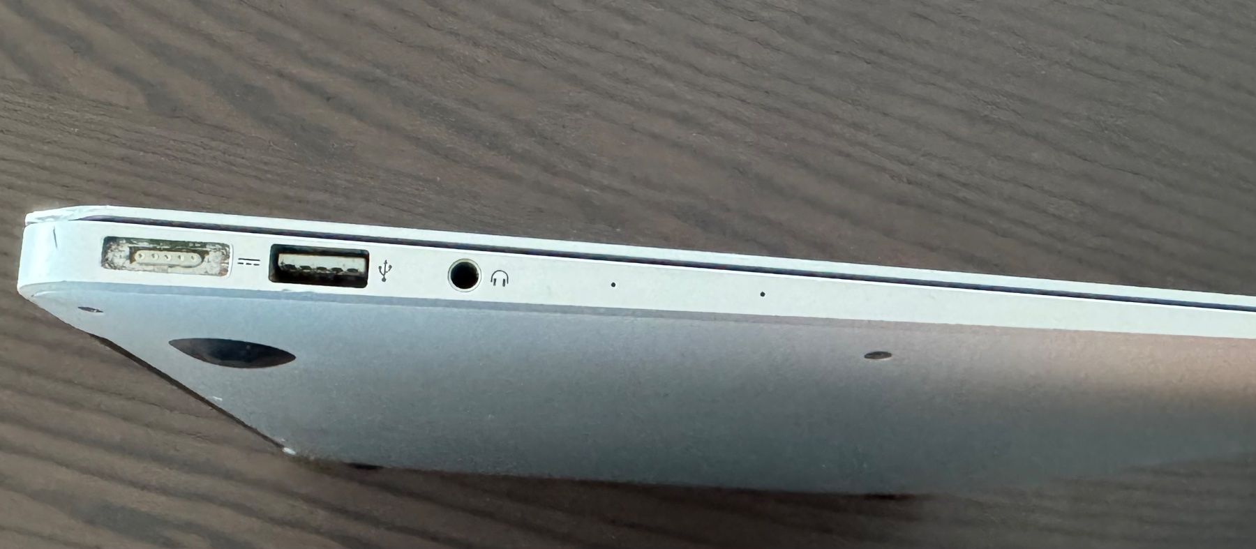 Apple Notebook: MacBook Air 2014/15 – Usato da Thayngen venduto da JR18 4
