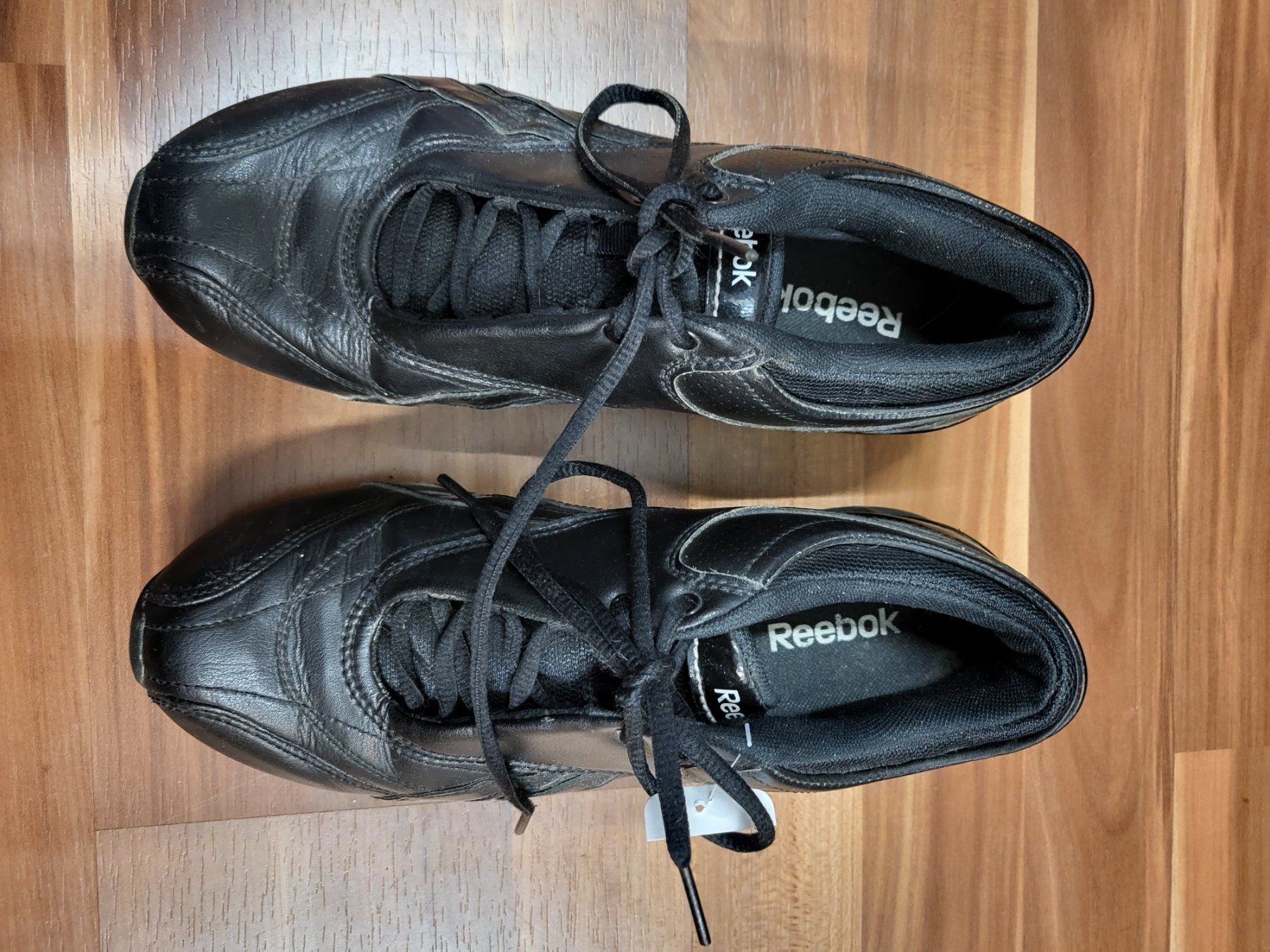 Reebok Scarpe da donna: Reebok Schuh gr 38 L12 – Usato da Schwarzenburg venduto da Flamingo07