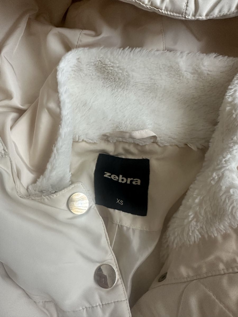 Zebra Giacche: XS -Winterjacke - Warm Winter Padded Jacket, Cream – Usato da Thalwil venduto da klaudiamusiol 1