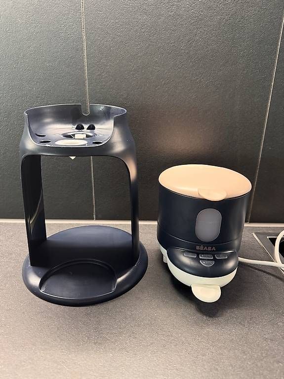 Repas pour bébés:  Préparateur de biberons Béaba BibExpres – D'occasion à Monthey par mar_wc6g 1