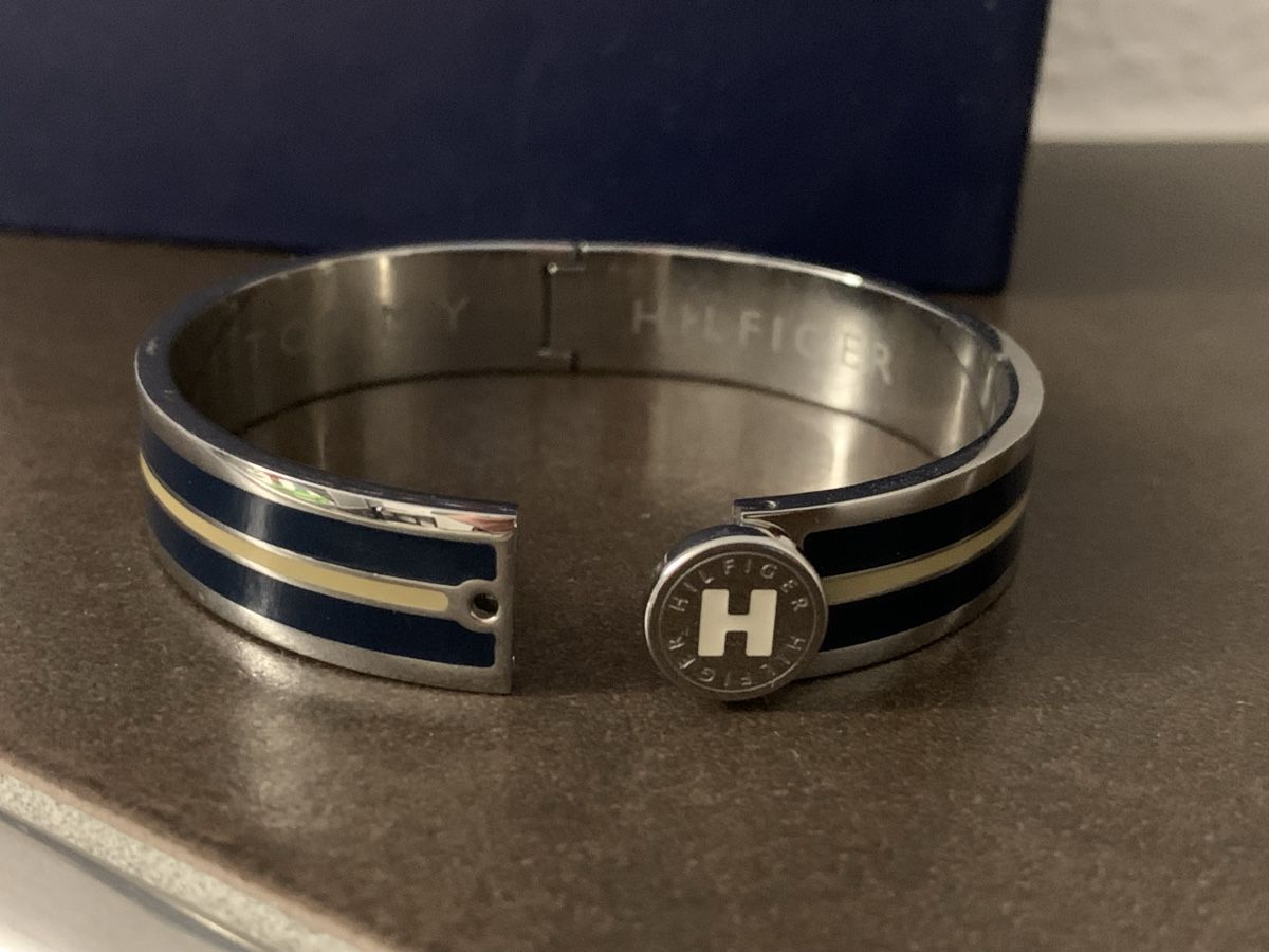 Tommy Hilfiger Bracciali & Braccialetti: Tommy Hilfiger Armreif Top, selten – Usato da Nunningen venduto da mochflo 4
