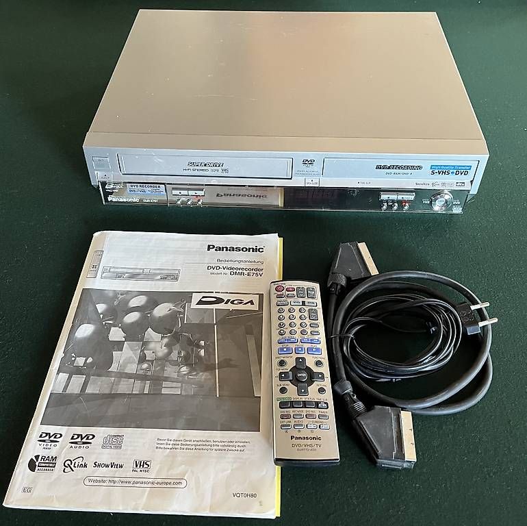Tutti i DVDs: DVD-Videorecorder und Digital-Konverter – Usato da Oberdiessbach venduto da beh_r9z2