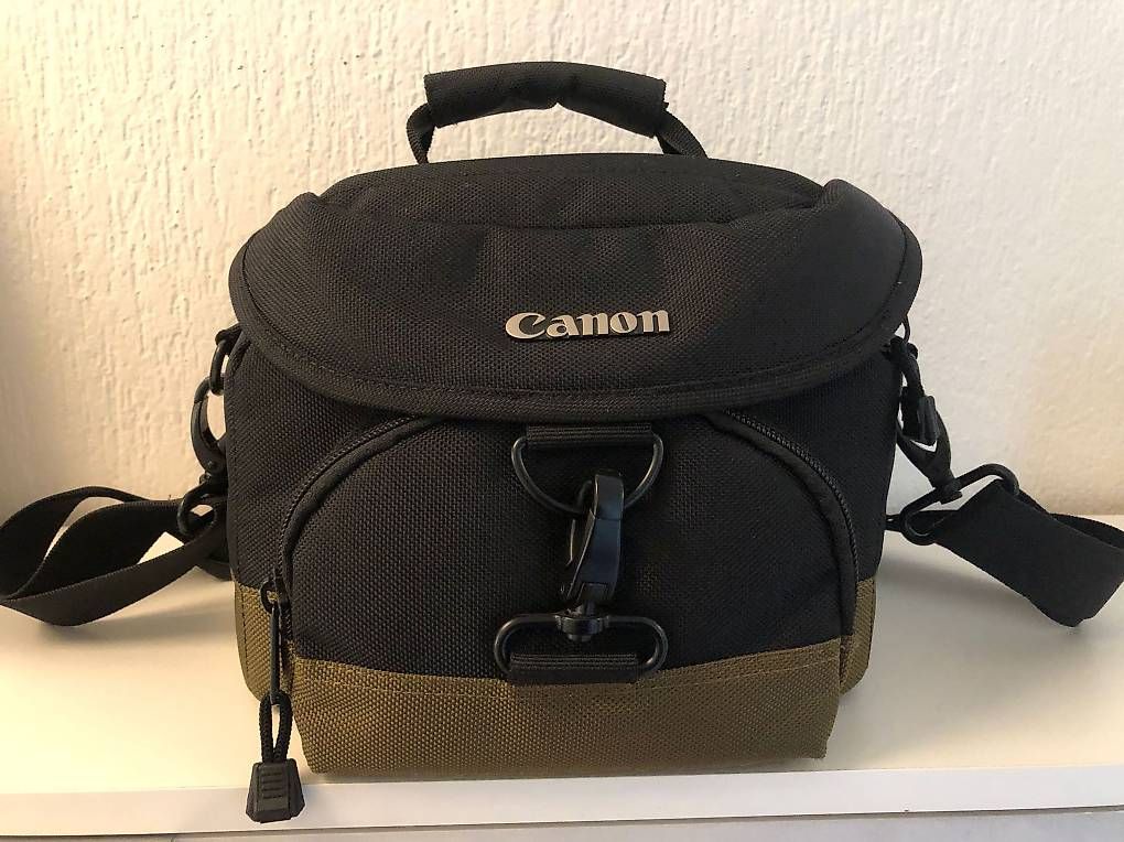 Fotocamera: Kamera Canon 1300 D – Usato da Embrach venduto da Debby_1986 1