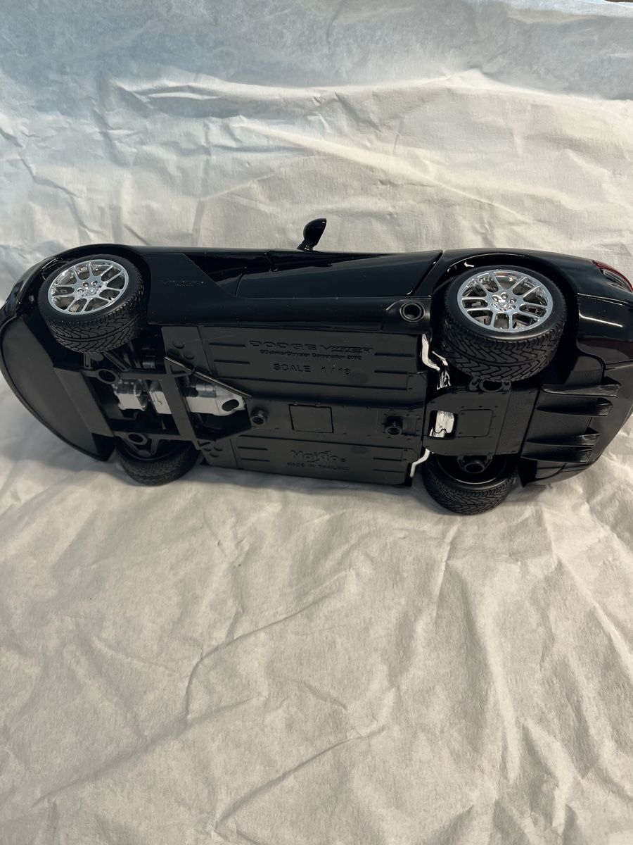 Bburago Modellini d'auto: Dodge Viper  – Nuovo (secondo la descrizione) da Oberweningen venduto da mer_2yn9 5