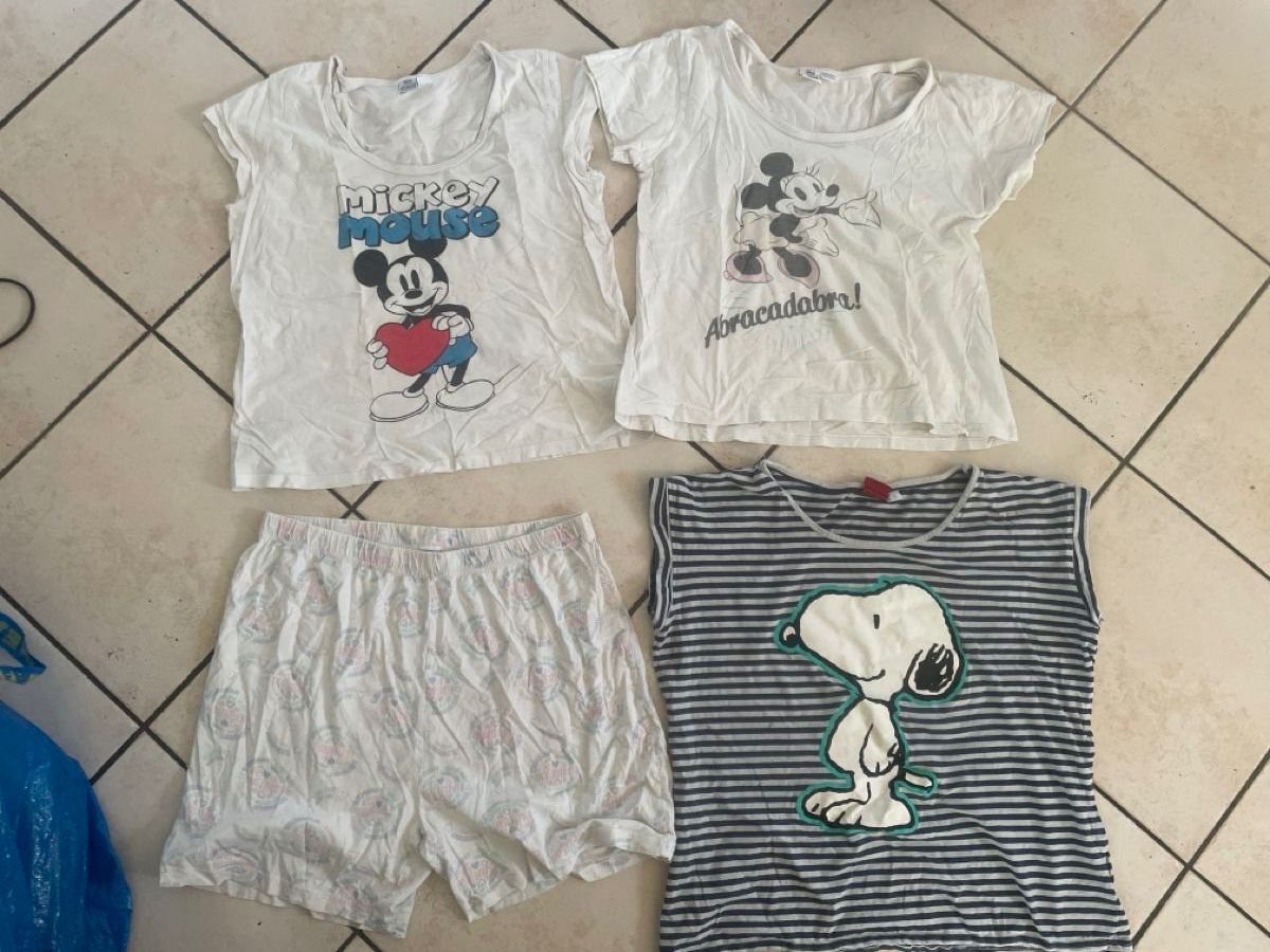 Negligees & Pigiami: Süsses Pyjama Set mit Snoopy und Mickey Mouse, Gr.42/44 – Usato da Obergerlafingen venduto da cabo4