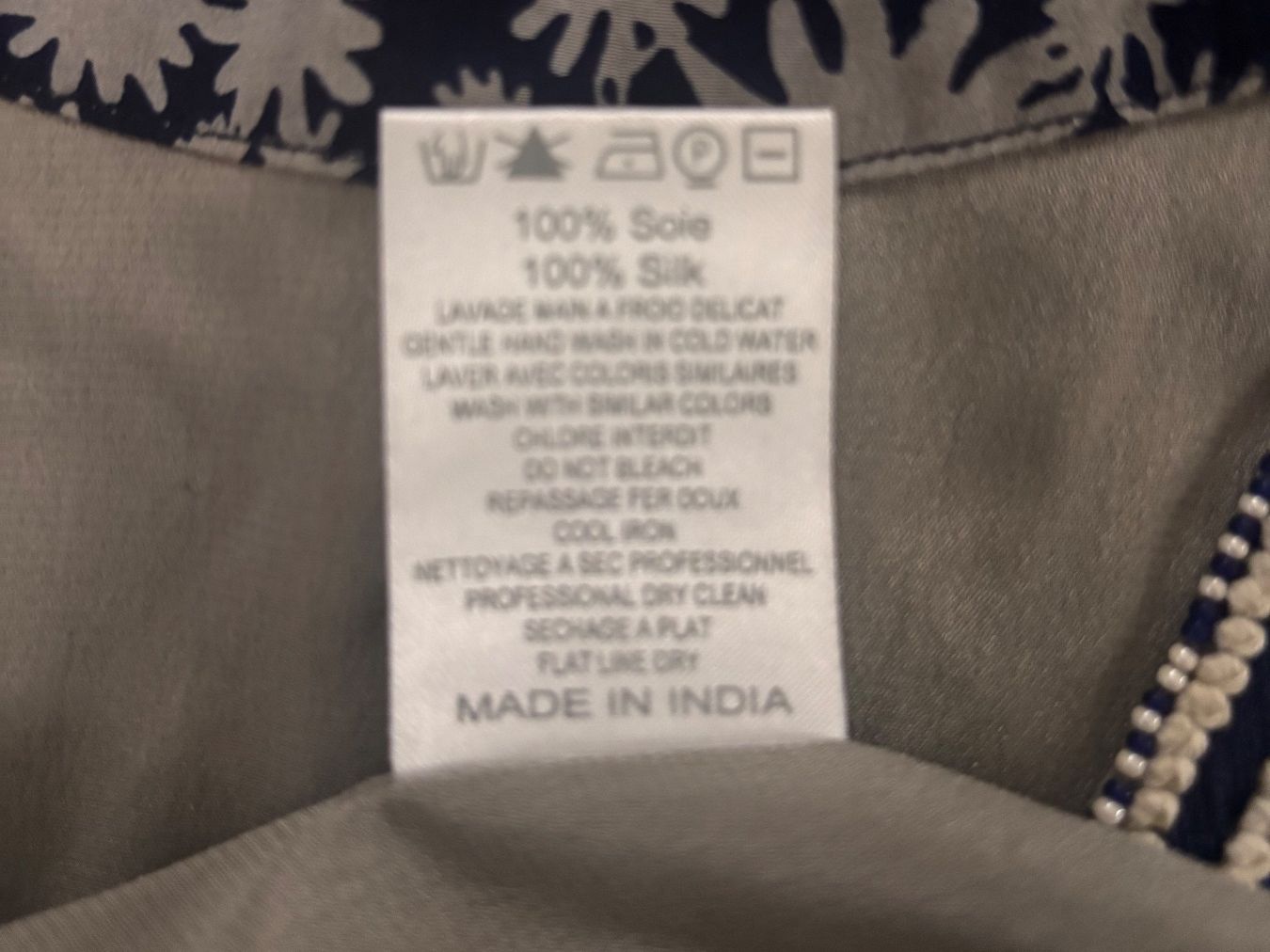 Vestiti: Bella Jones Kleid Blumenmuster dunkelblau Seide – Nuovo (secondo la descrizione) da Affoltern am Albis venduto da b-arte 2