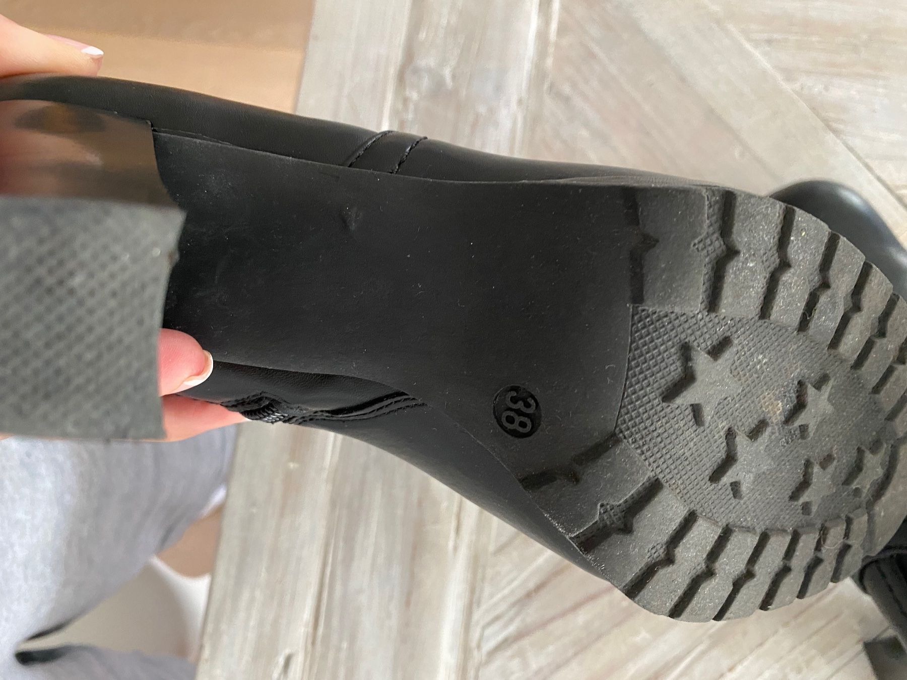 Damenschuhe: Plateau Stiefeletten – Gebraucht aus Wermatswil von -secondchance- 1