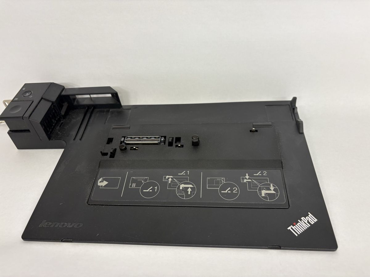 Lenovo Dockingstation: Lenovo ThinkPad Dockingstation Typ 4338 mit Netzteil – Gebraucht aus Kirchberg SG von Damkal 1