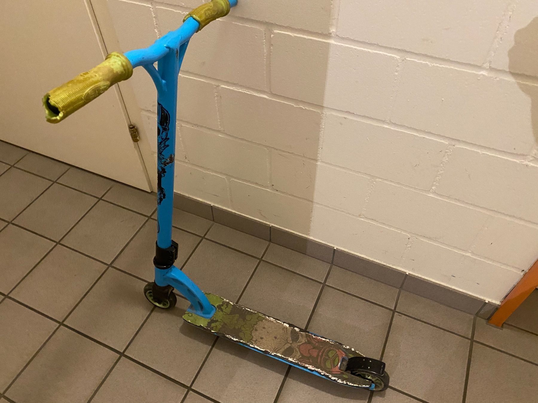 Kickboard: Kickboard - hoher Neupreis – Usato da Abtwil SG venduto da ale2002